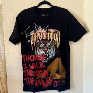 Akoo Black Graphic Tiger T-Shirt ~ Size Medium